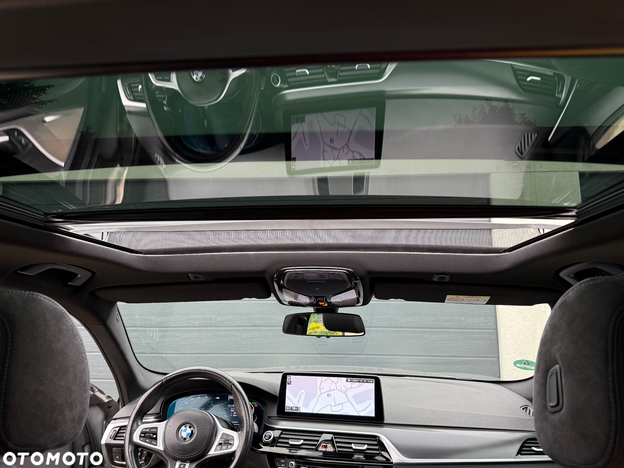 BMW Seria 5 520d M Sport - 28