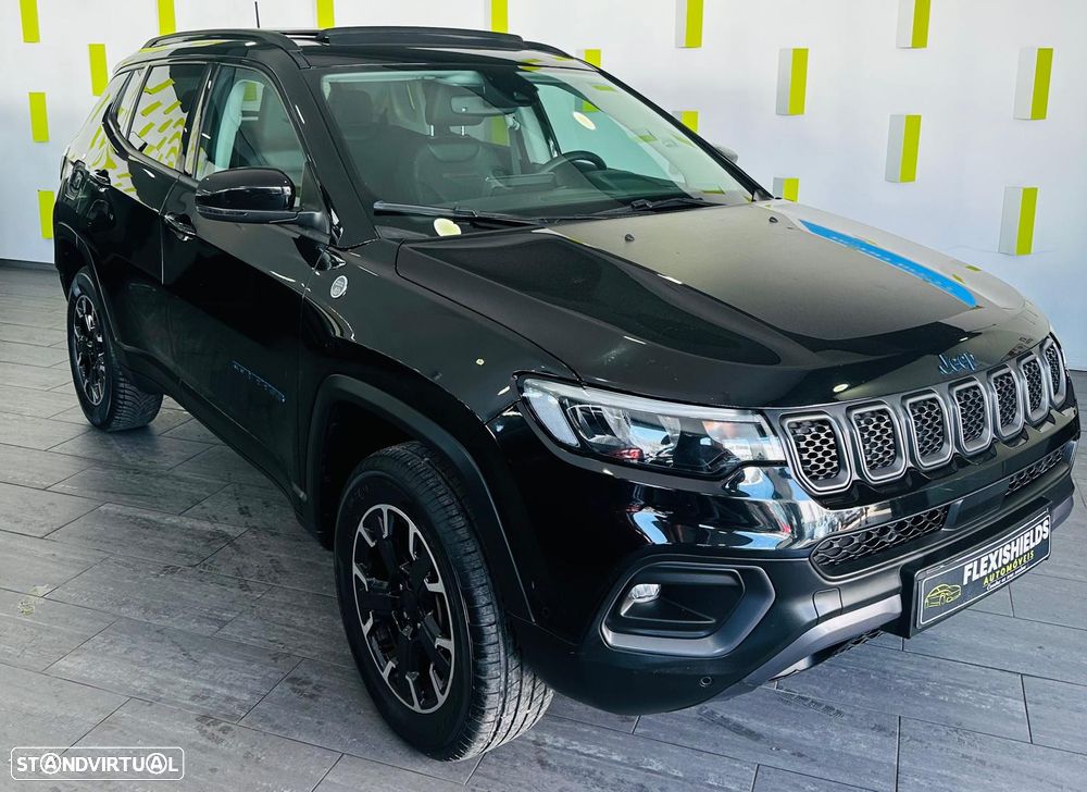 Jeep Compass 1.3 T-GDI 4xe Auto Trailhawk - 1