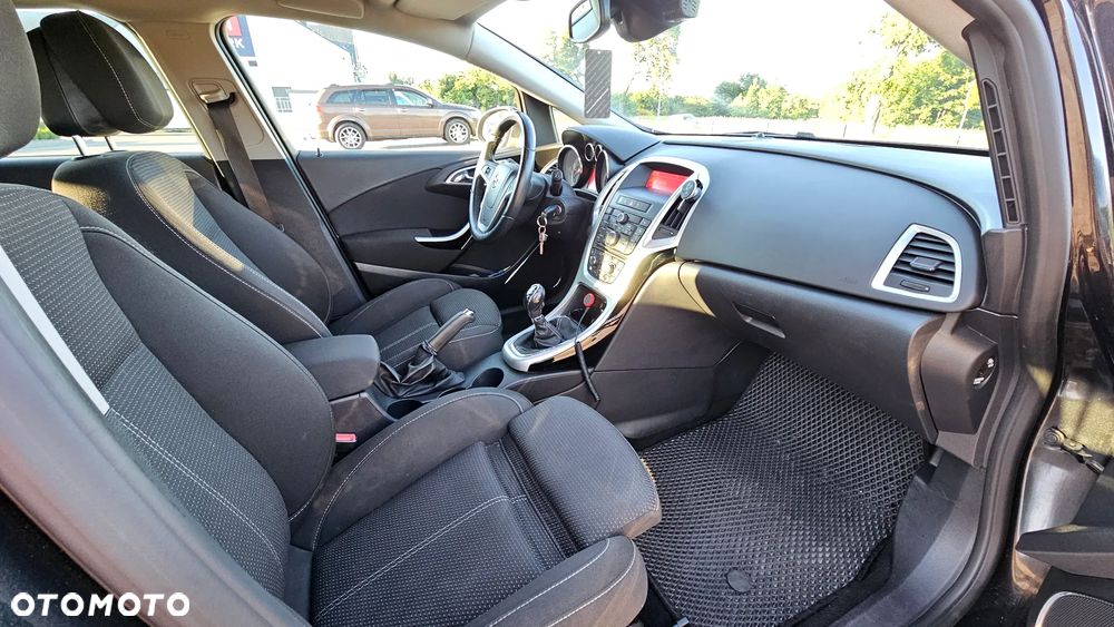 Opel Astra 1.6 T Sport - 8
