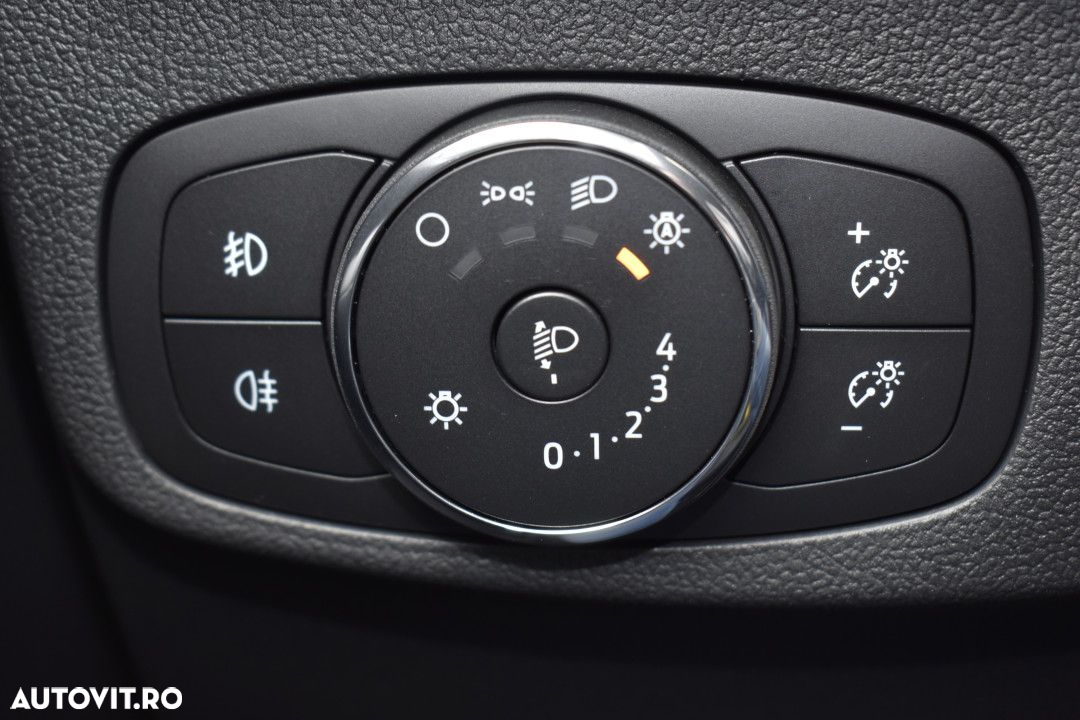 Ford Focus - 21