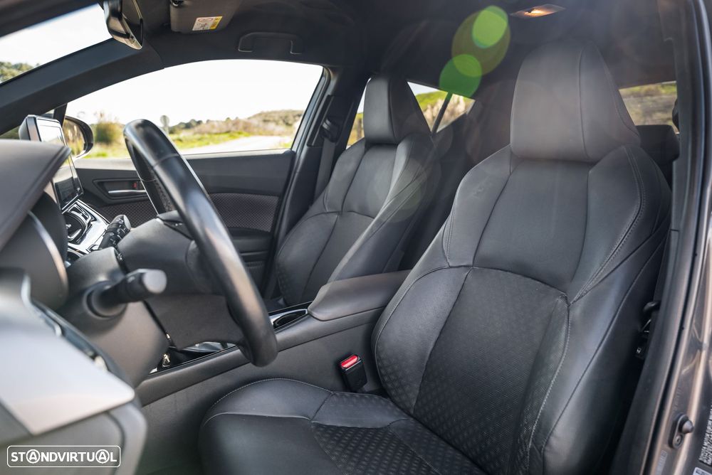 Toyota C-HR 1.8 HSD Exclusive+P.Luxury - 13