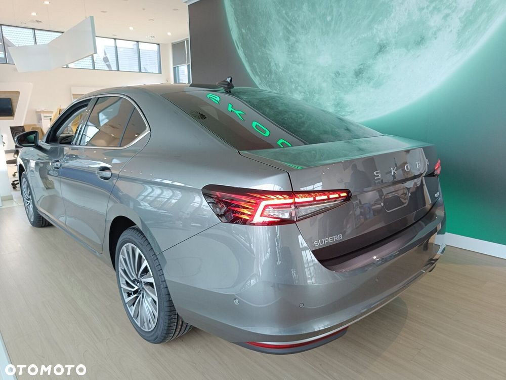 Skoda Superb 2.0 TDI SCR 4x4 L&K DSG - 3