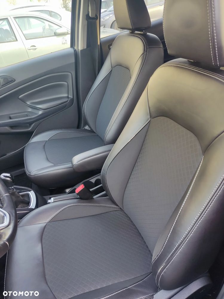 Ford EcoSport - 25