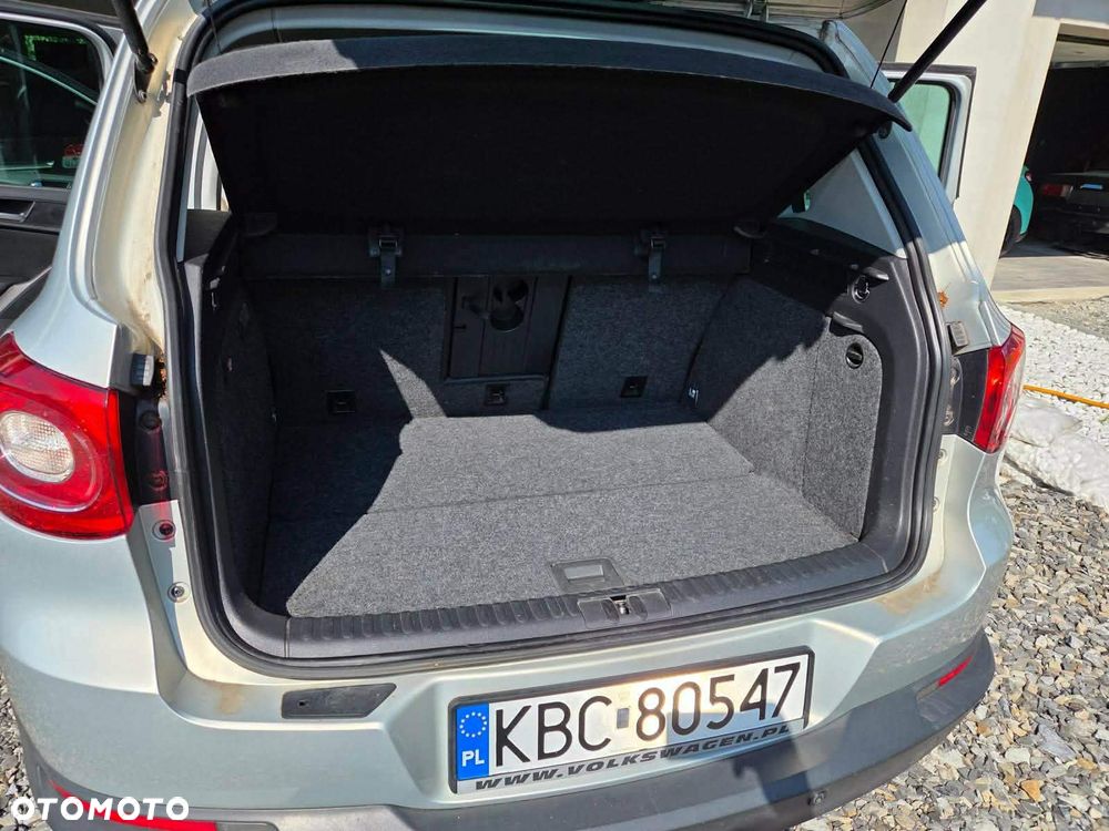 Volkswagen Tiguan - 5