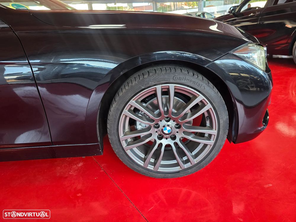 BMW 320 d Touring Aut. Sport Line - 41