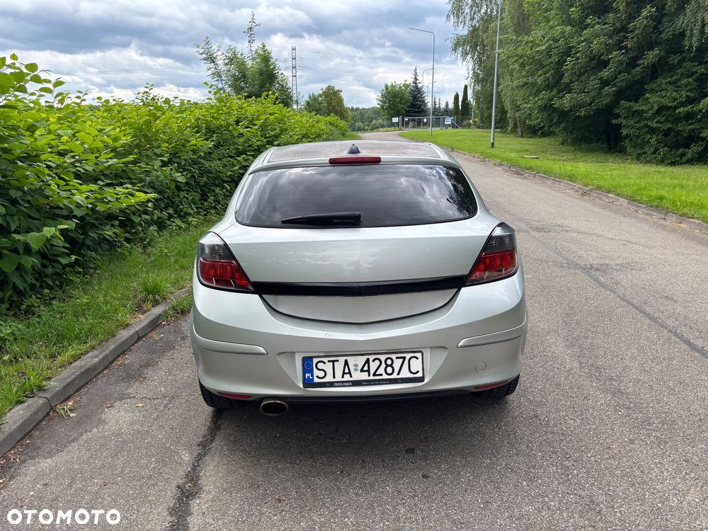 Opel Astra 1.8 Sport - 12