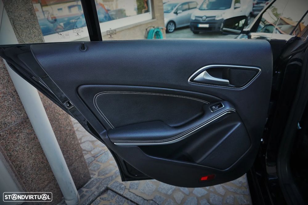 Mercedes-Benz CLA 200 Shooting Brake (CDI) d Urban - 14