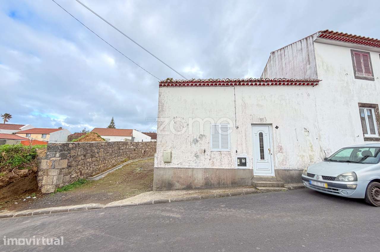 Moradia com Projeto Aprovado para 2 Apartamentos na Algarvia - Grande imagem: 4/19