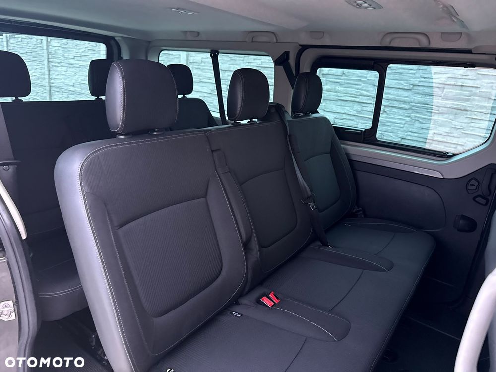Renault Trafic 2.0 dCi EDC - 10