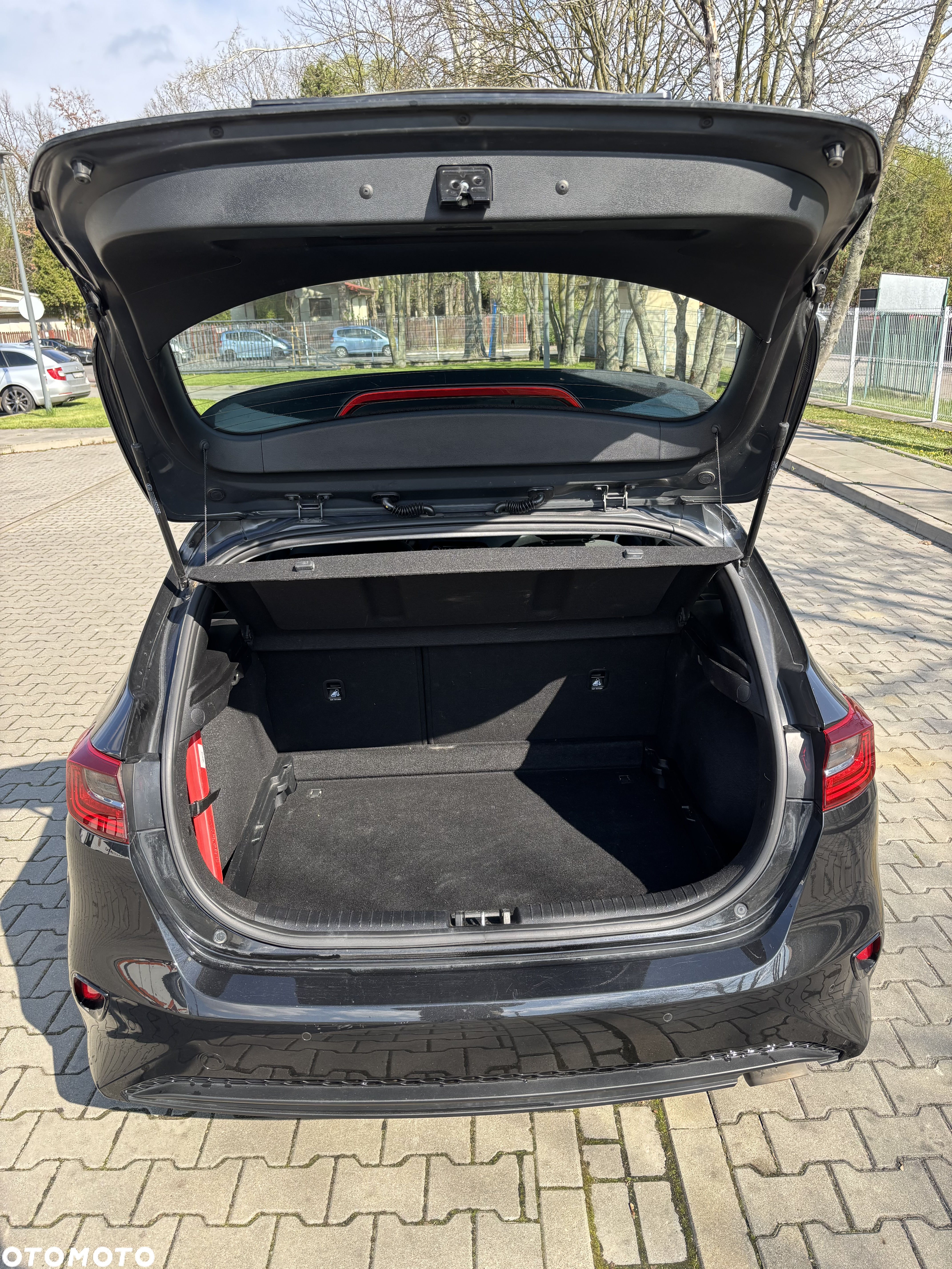 Kia Ceed 1.4 T-GDI M - 9