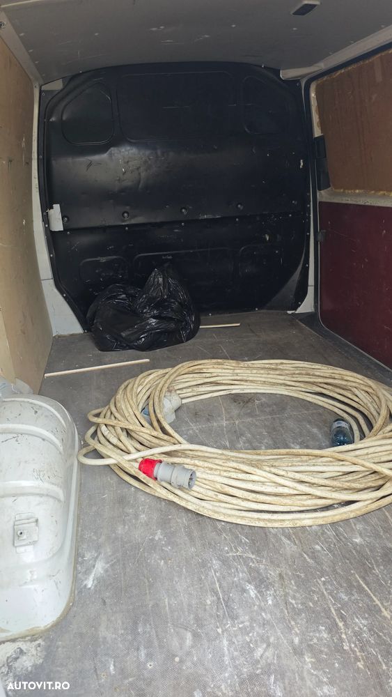 Volkswagen Transporter Caravelle DSG Kurz Highline - 8