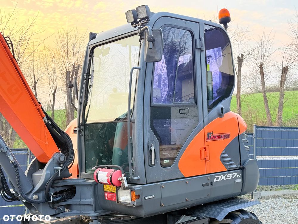 Doosan DOOSAN DX57W *ROTOTILT* 2200 Motogodzin * Jak Nowa * Sprowadzona * Stan Perfekcyjny - 7