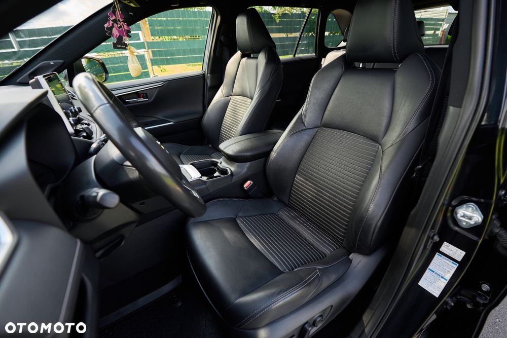 Toyota RAV4 2.5 Hybrid Black Edition by JBL 4x4 - 21