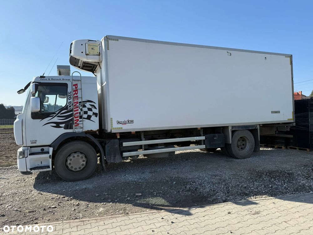 Renault Premium - 2