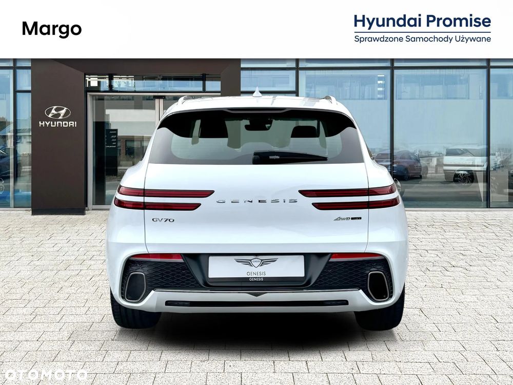 Genesis GV70 2.5T AWD AT8 Luxury Line - 10