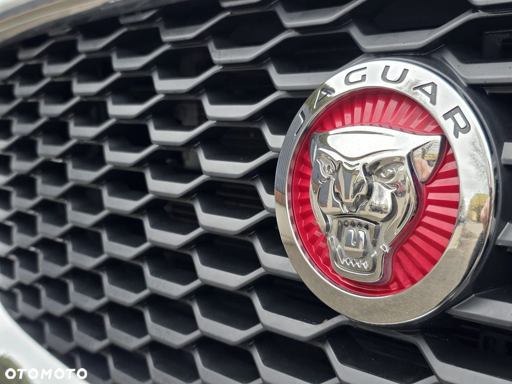 Jaguar E-Pace 2.0 i4P AWD - 5