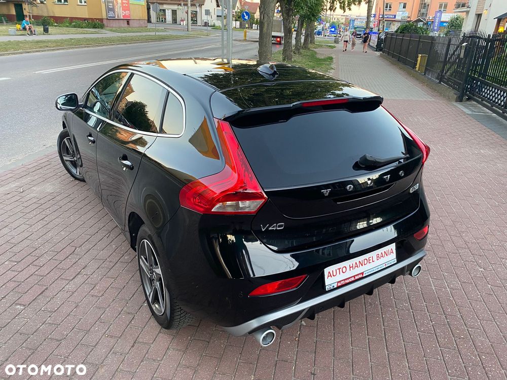 Volvo V40 D3 Geartronic RDesign - 28