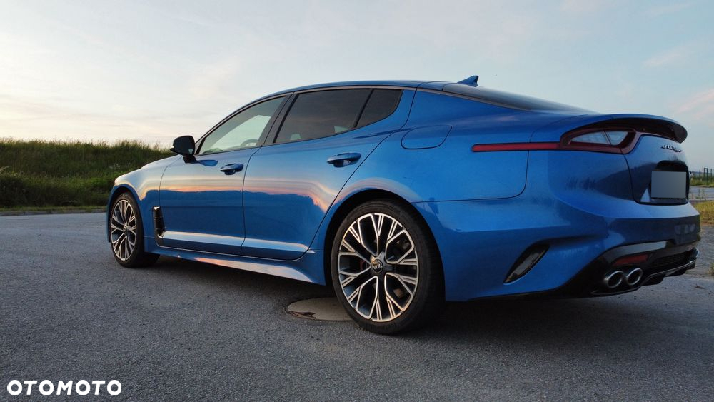 Kia Stinger 2.0 T-GDI GT Line - 13