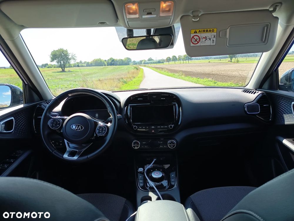 Kia Soul e-Soul 64kWh XL - 10