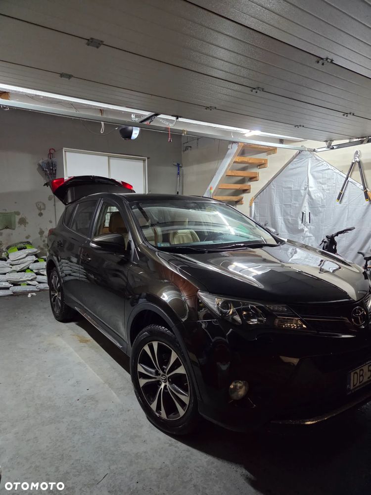 Toyota RAV4 2.0 D-4D Active - 4