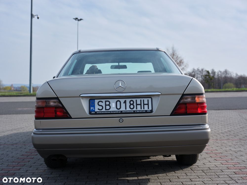 Mercedes-Benz Klasa E - 6