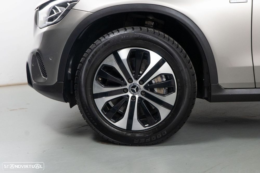 Mercedes-Benz GLC 300 e 4Matic - 28