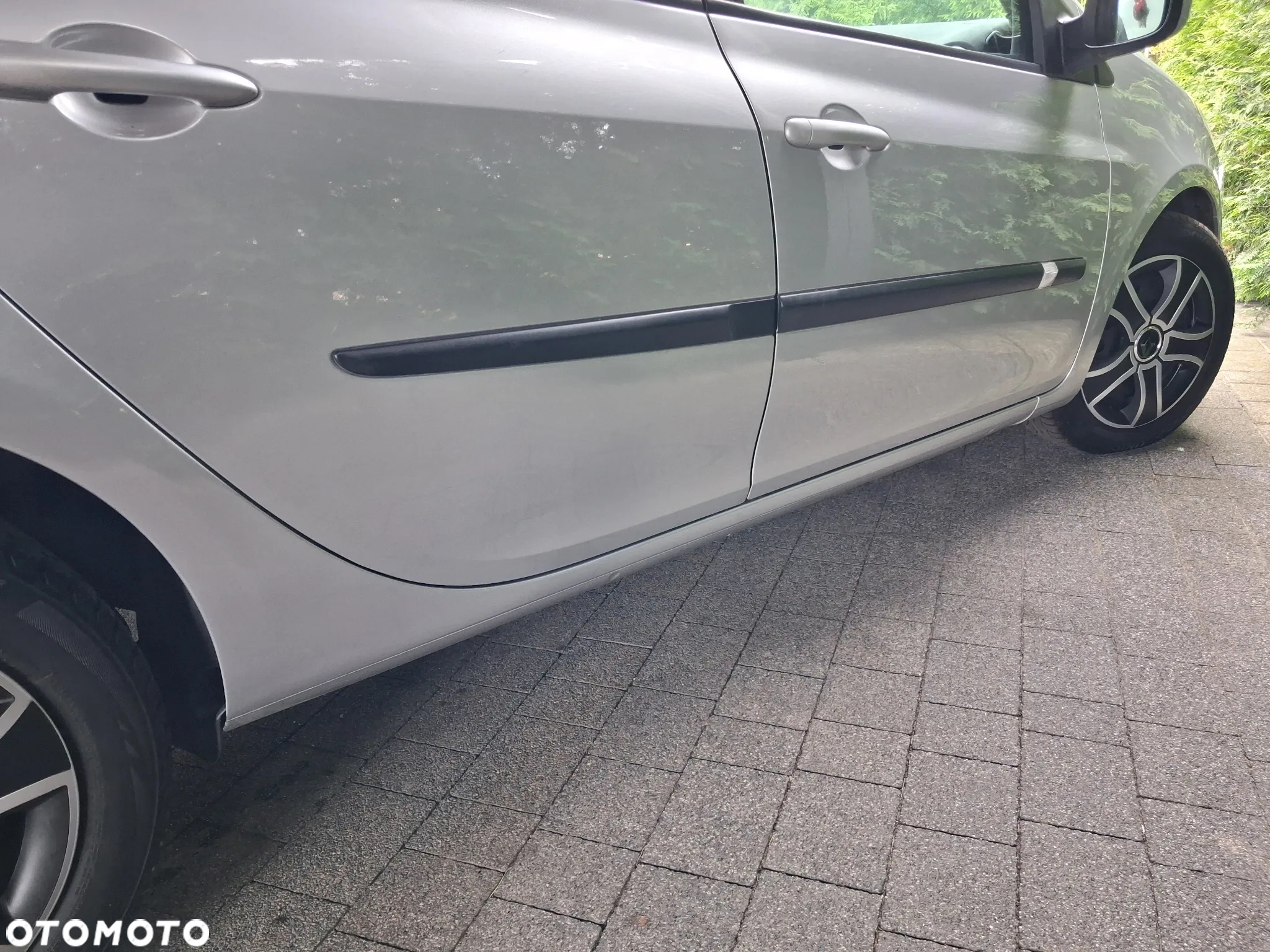 Renault Clio - 9