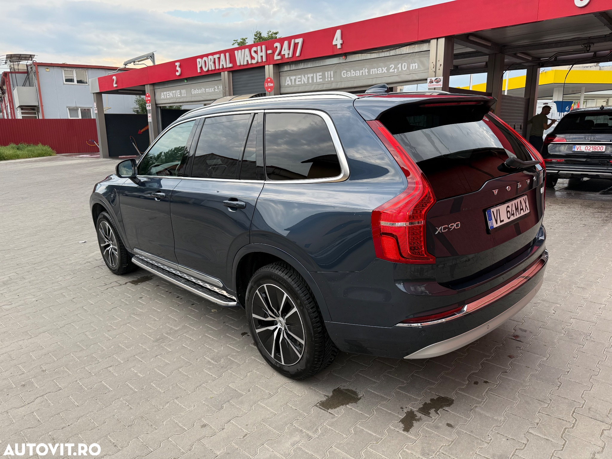 Volvo XC 90 AWD T8 Twin Engine Geartronic RDesign - 6