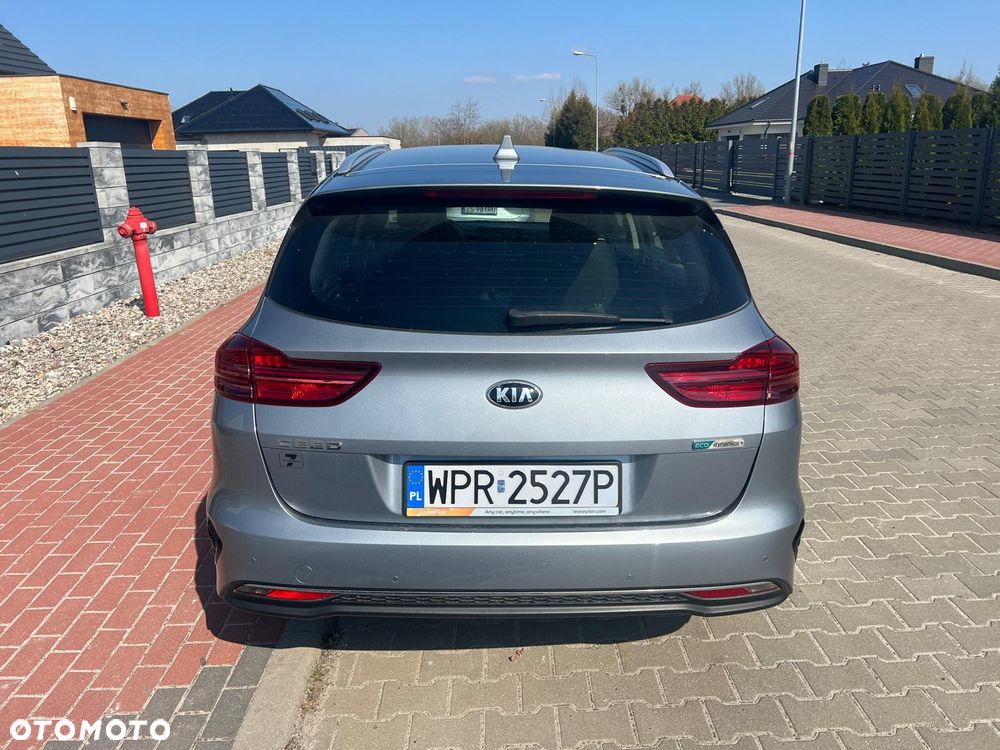 Kia Ceed 1.6 CRDi SCR L Business Line - 3