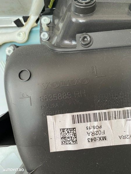 Fata de usa dreapta spate Volvo S60 8635883. 1302150, 8635880 - 4