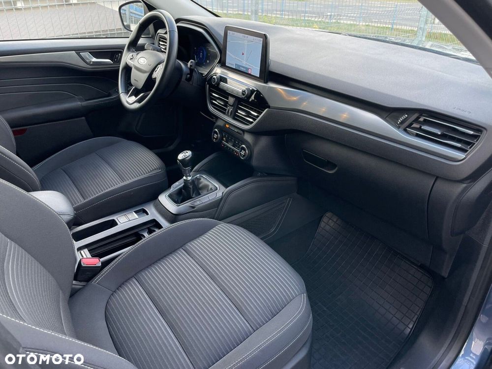 Ford Kuga - 21