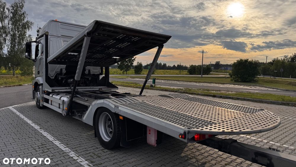 Mercedes-Benz Actros FVG LF 5 Limited Edition - 4