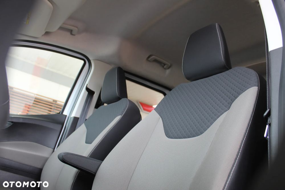 Ford Tourneo Courier 1.5 TDCi Trend - 10