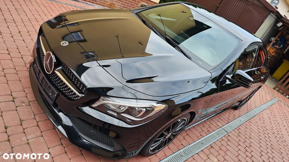 Mercedes-Benz CLA 200 d 4Matic 7G-DCT AMG Line - 11
