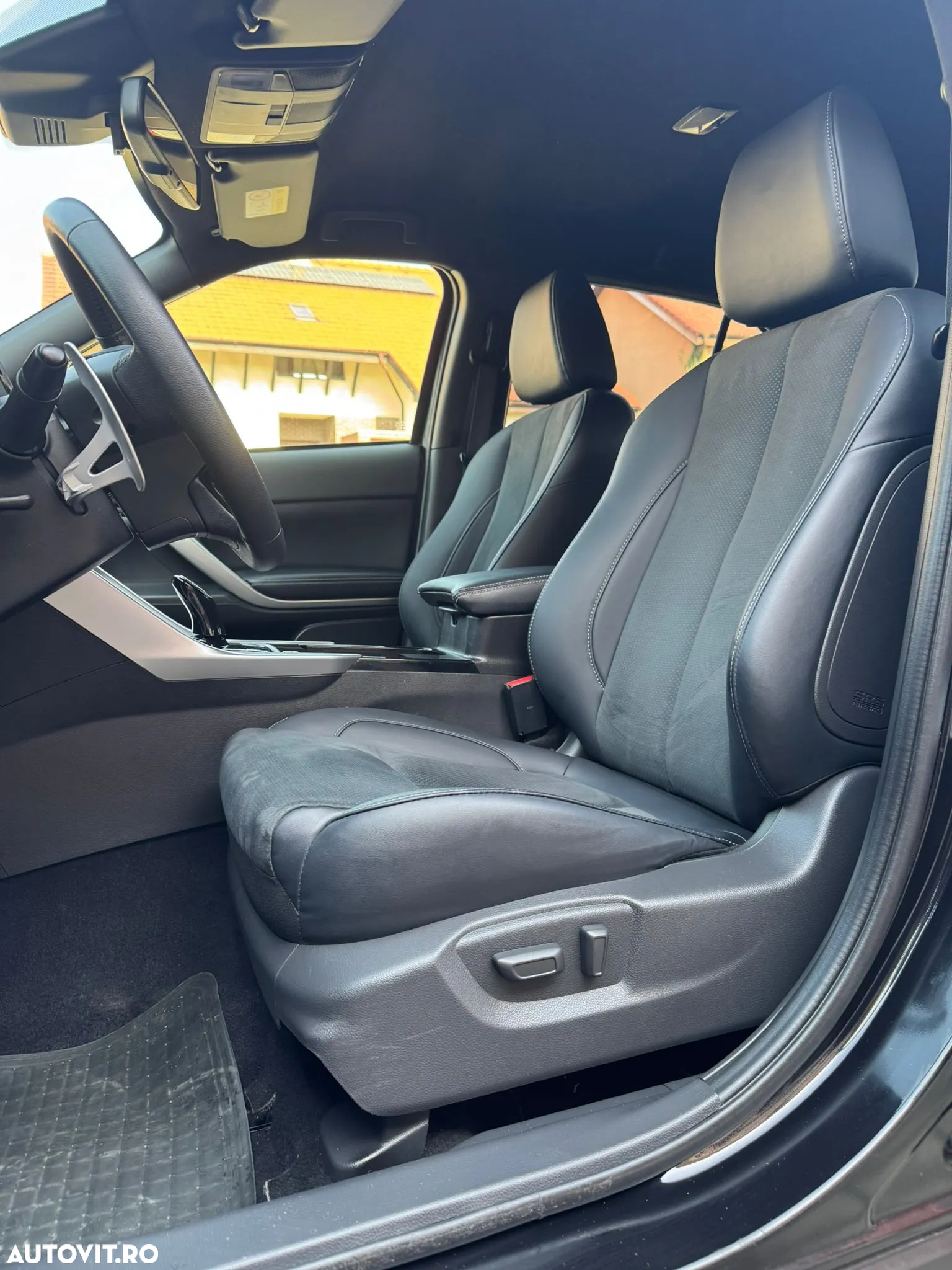 Mitsubishi Eclipse-Cross Plug-In Hybrid 4WD Plus Select - 15
