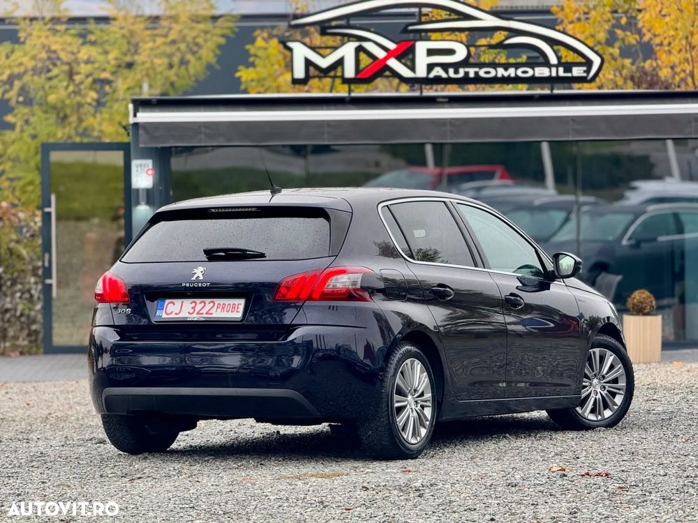 Peugeot 308 - 5