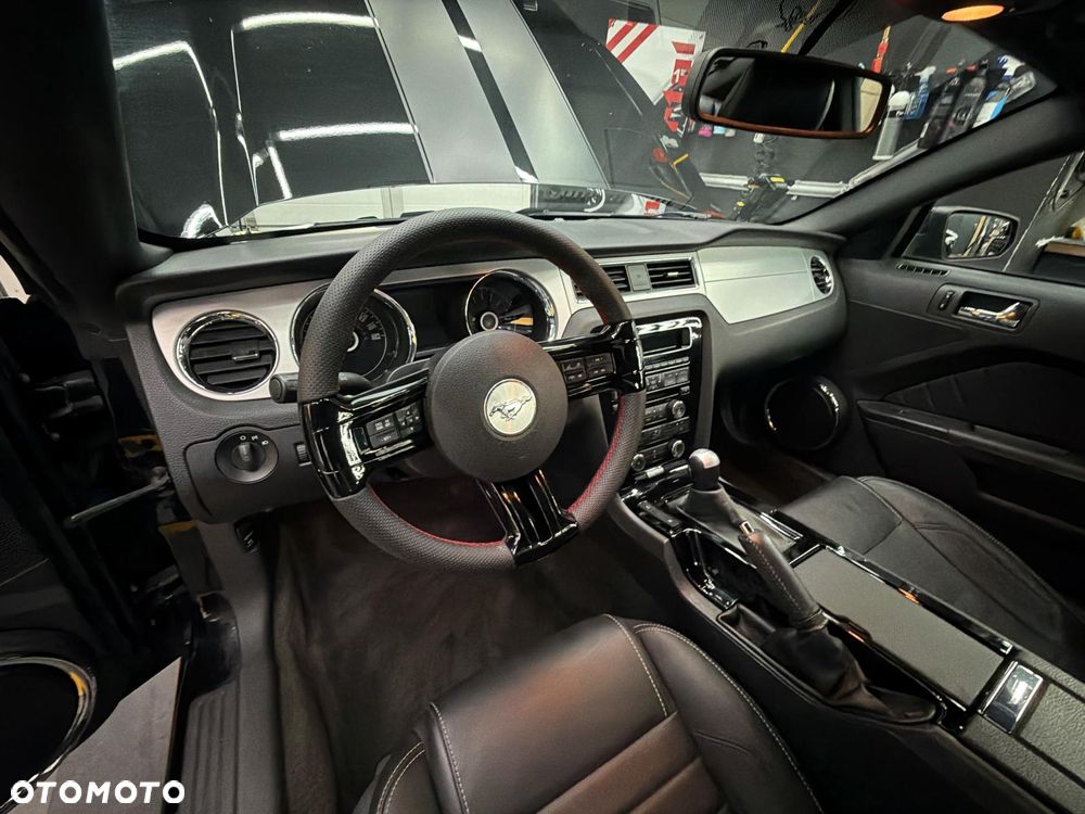 Ford Mustang 3.7 V6 Premium - 13