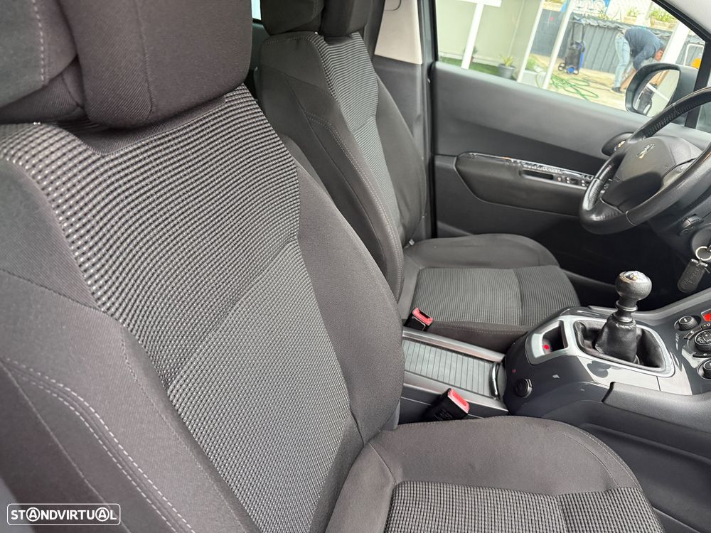 Peugeot 5008 1.6 HDi 7L Access - 10