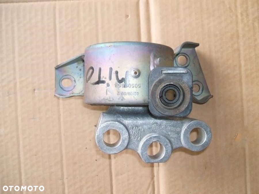 ALFA ROMEO MITO łapa poduszka mocowanie uchwyt - 1