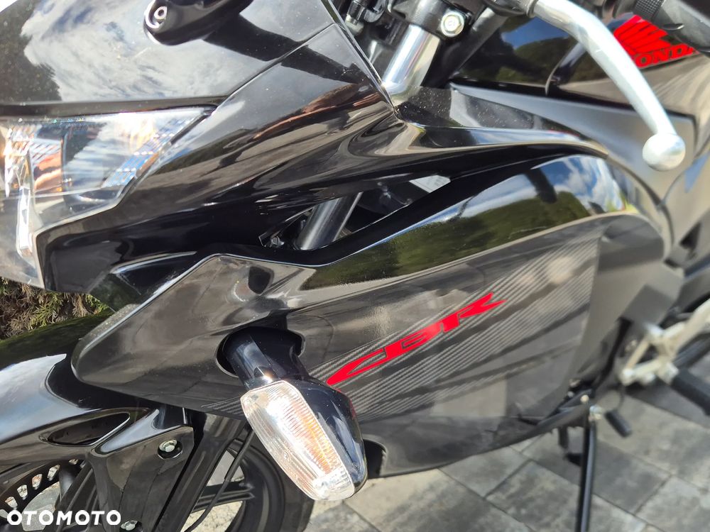 Honda CBR - 28