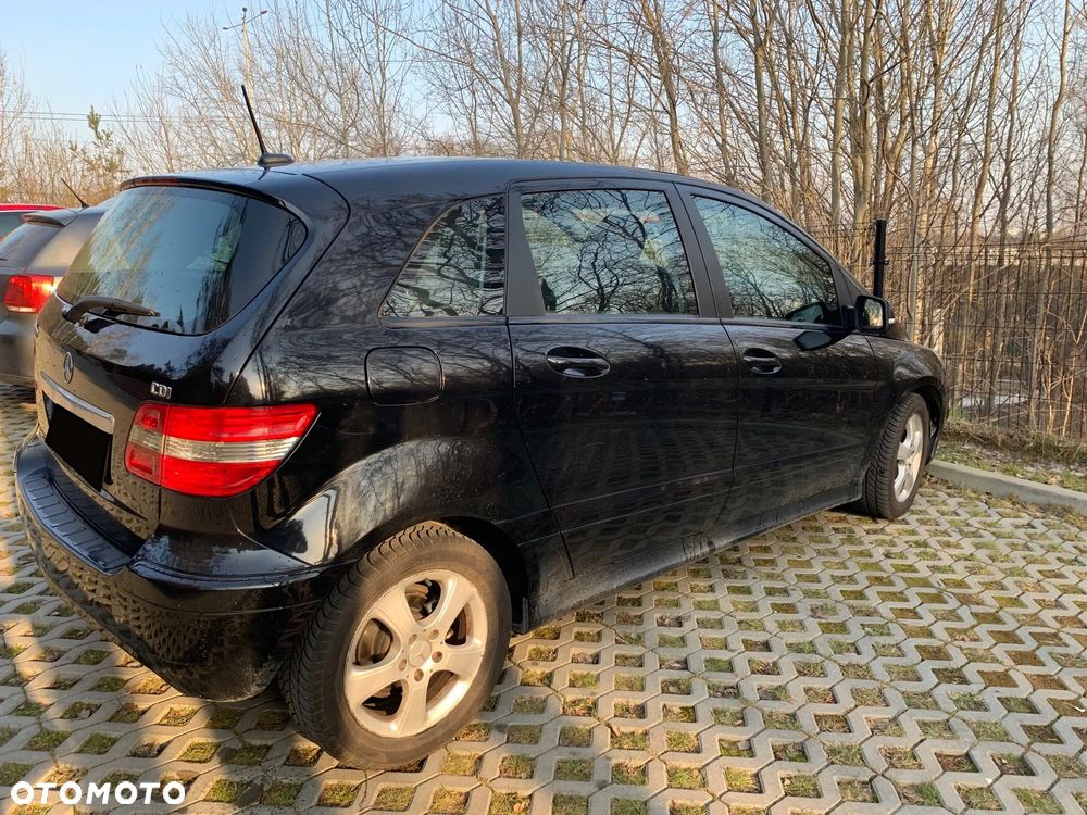 Mercedes-Benz B-Class 2010 photo 4