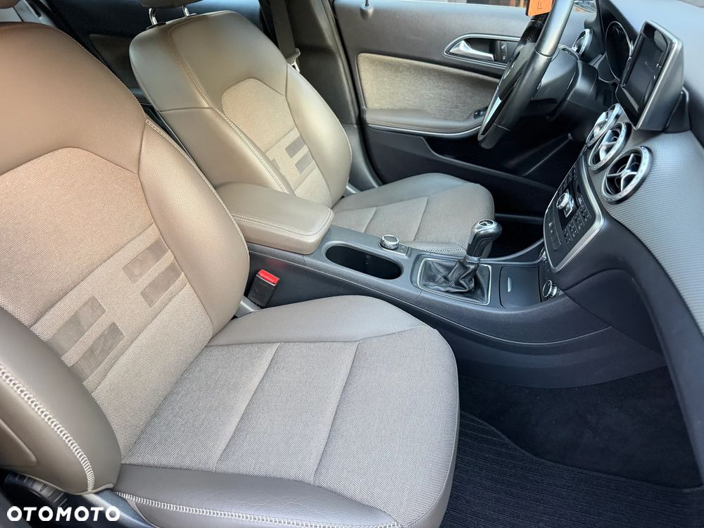 Mercedes-Benz GLA 200 CDI Edition 1 - 34