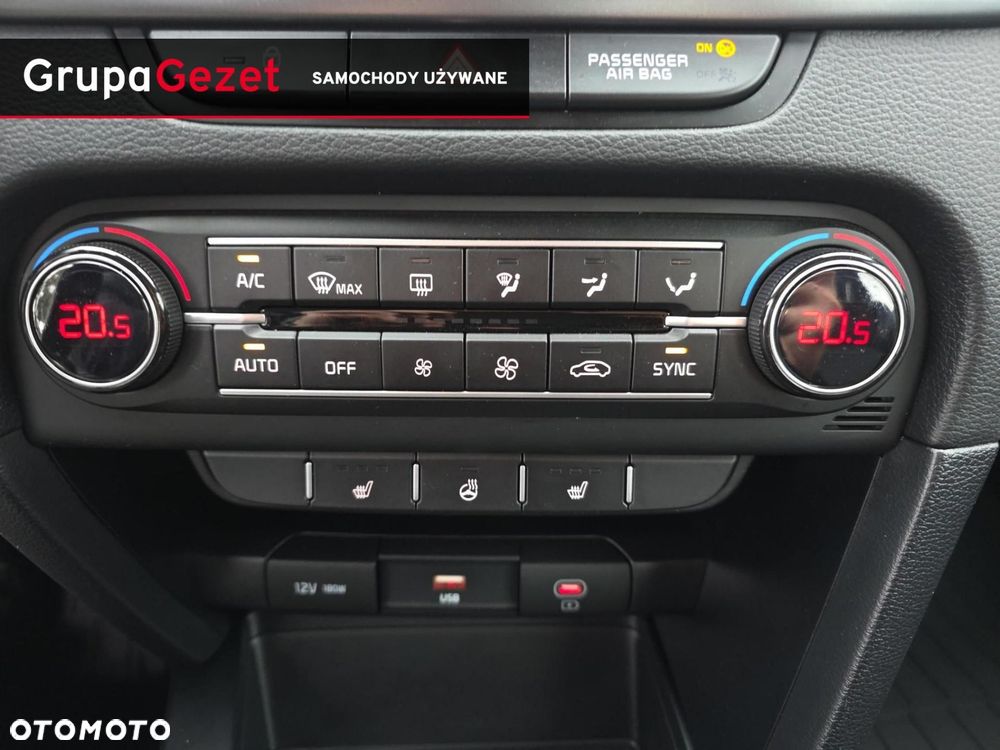 Kia Ceed 1.5 T-GDI M - 27