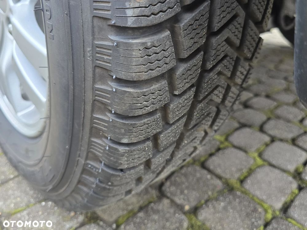 Mitsubishi Outlander 2.2 DID Intense + 4WD - 39