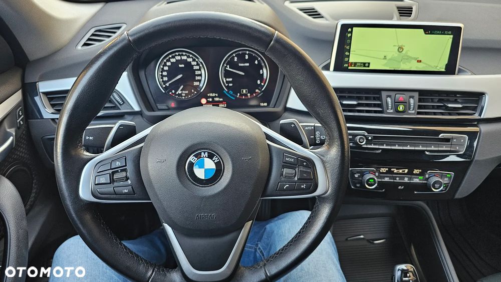 BMW X1 sDrive18d xLine - 8