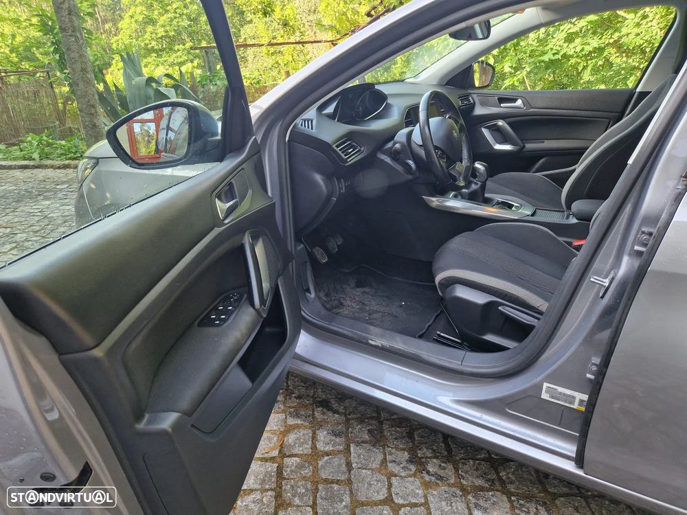 Peugeot 308 PureTech 110 Stop & Start Allure - 11
