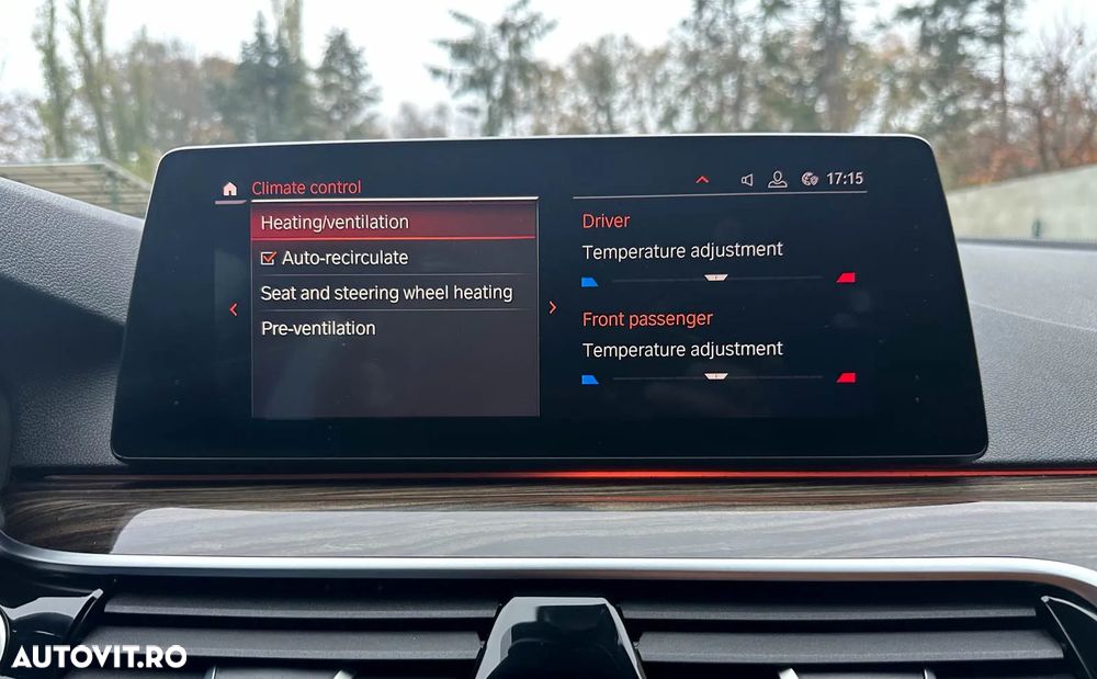 BMW Seria 5 530i xDrive AT - 28