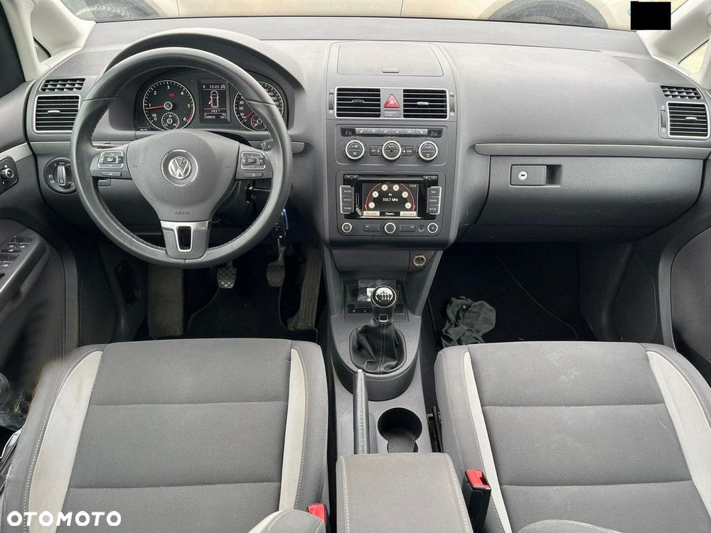 Volkswagen Touran 2.0 TDI Highline - 4