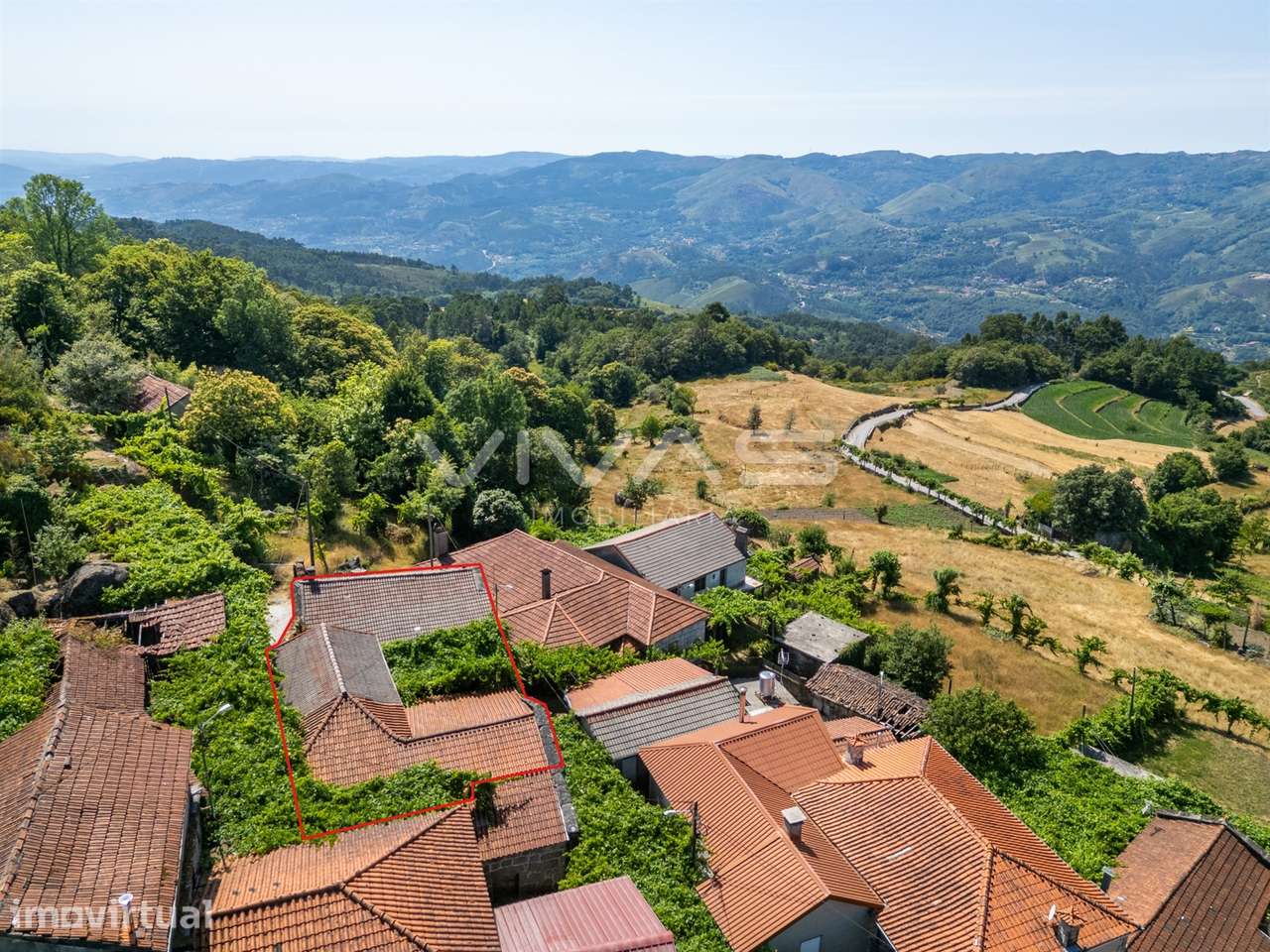 Moradia T0 Venda em Chamoim e Vilar,Terras de Bouro - Grande imagem: 2/23