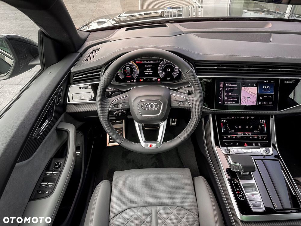 Audi Q8 - 24